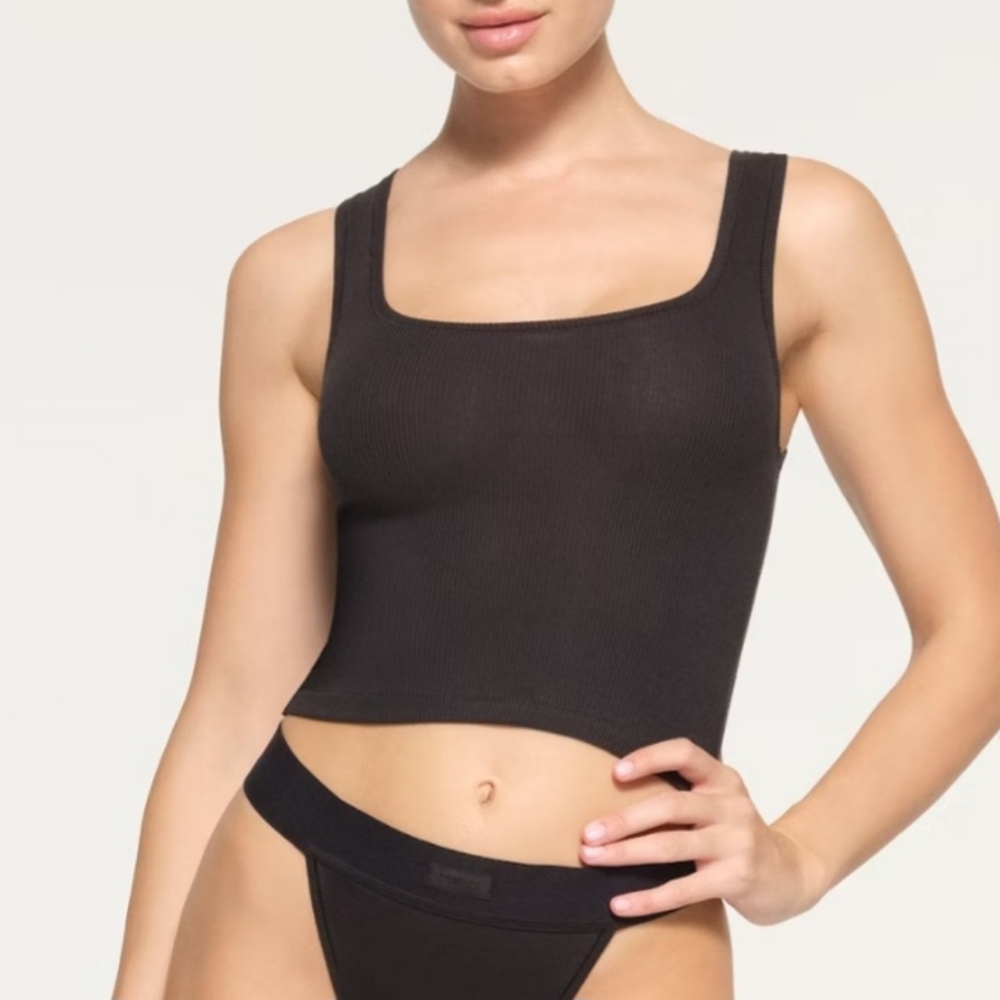 SKIMS Cotton Ribbed Tank In Soot